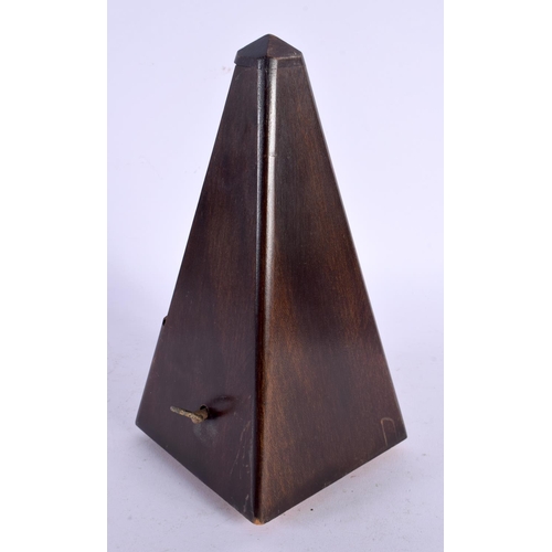 565 - A VINTAGE FRENCH METRONOME. 22 cm high.