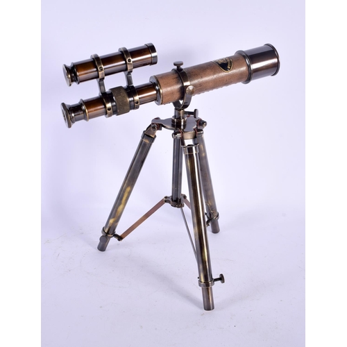 568 - A CONTEMPORARY BRONZE TELESCOPE. 24 cm x 20 cm.