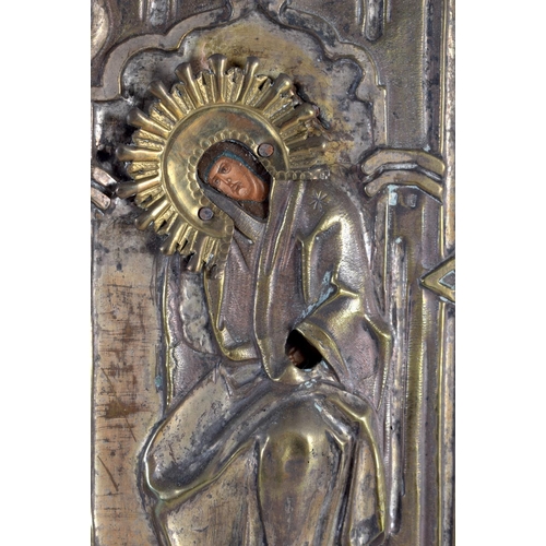 581 - AN ANTIQUE RUSSIAN ICON. 30 cm x 26 cm.