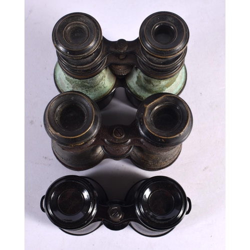 688 - A COLLECTION OF BINOCULARS. (qty)