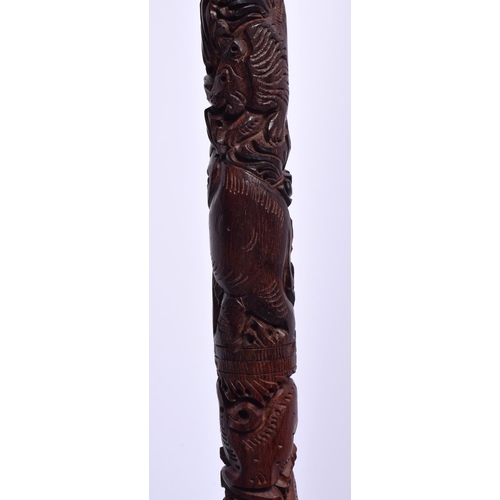 690B - AN INDIAN CHILDS HUNTING CANE. 48 cm long.