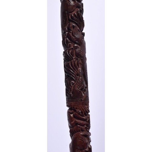 690B - AN INDIAN CHILDS HUNTING CANE. 48 cm long.