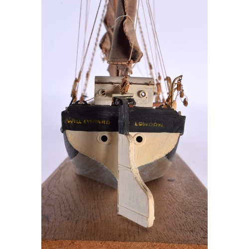 700 - A FELLOWS AND CO GREAT YARMOUTH SCRATCH BUILT BOAT modelled as a Thames Sailing Barge Will Everard (... 