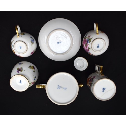 723B - A MEISSEN PORCELAIN TEA SET. Largest 16 cm x 14 cm. (6)