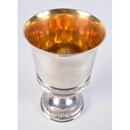 1050 - AN ANTIQUE CONTINENTAL WHITE METAL BEAKER. 411 grams. 15 cm x 9 cm.