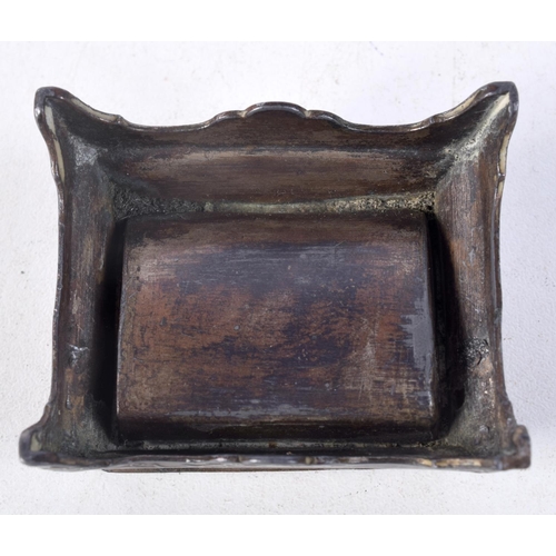 1071 - A 19TH CENTURY JAPANESE MEIJI PERIOD MIXED METAL STAMP BOX. 76 grams. 5.5 cm x 4.25 cm.