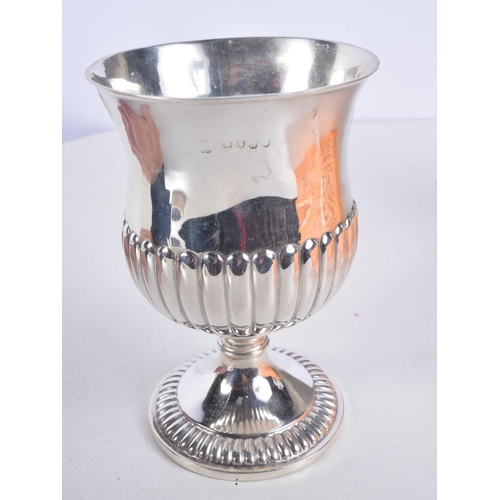 1101 - AN EARLY 19TH CENTURY ENGLISH SILVER GOBLET. London 1819. 222 grams. 14.5 cm high.