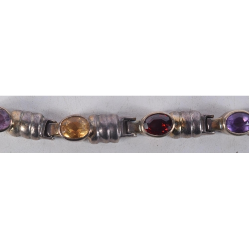 1107 - A VINTAGE SILVER GEM SET BRACELET. 26 grams. 18 cm long.