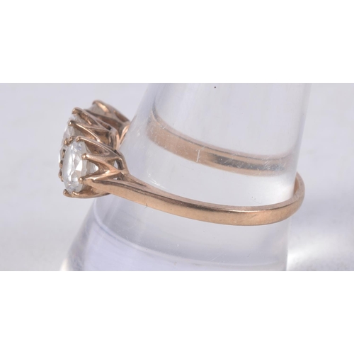 1141 - A 9CT GOLD CZ RING. 2.9 grams. R/S.