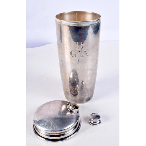 1169 - A 1950S SILVER COCKTAIL SHAKER. 349 grams. 24 cm x 9 cm.