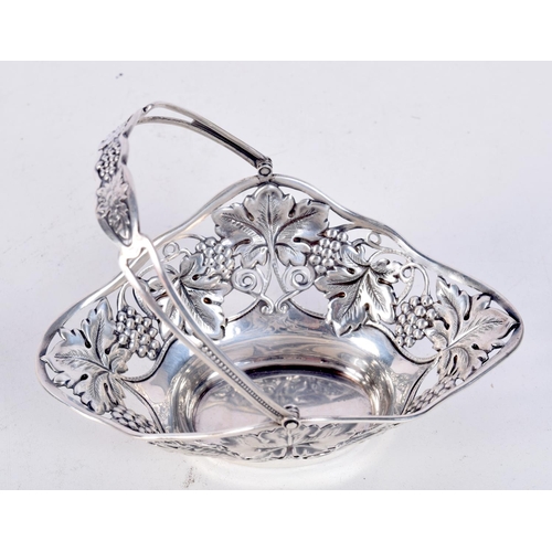 1203 - A VINTAGE SILVER BASKET. 73 grams. 10 cm x 14 cm.