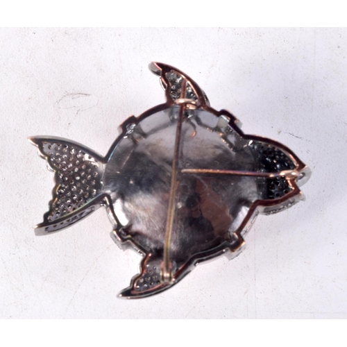 1299 - A ROSE QUARTZ AND DIAMOND FISH BROOCH. 36 grams. 4.5 cm x 5 cm.