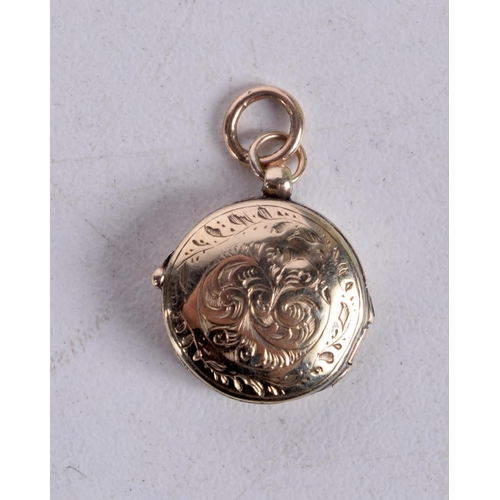 1319 - AN ANTIQUE YELLOW METAL LOCKET. 2.5 grams. 1.75 cm x 1.5 cm.