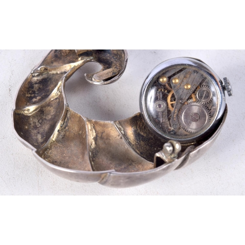 1371 - A VINTAGE SILVER SHELL WATCH. 25 grams. 5.5 cm x 4.5 cm.