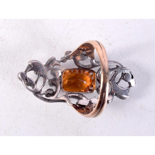 1420E - AN ANTIQUE YELLOW METAL GEM SET RING. O/P. 5.3 grams.