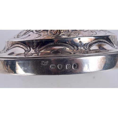 1439 - A LARGE EARLY 19TH CENTURY TWIN HANDLED SILVER TROPHY. 449 grams. London 1803. 449 grams. 23.5 cm x ... 