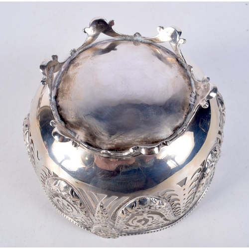 1440 - A SILVER OPENWORK BASKET. Chester 1963. 269 grams. 13 cm x 9 cm.