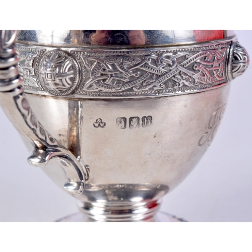 1448 - A 1920S IRISH SILVER MUG. Dublin 1923. 189 grams. 11 cm x 9.5 cm.