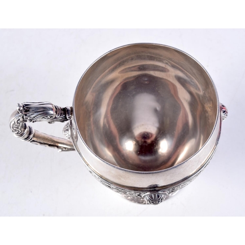 1448 - A 1920S IRISH SILVER MUG. Dublin 1923. 189 grams. 11 cm x 9.5 cm.