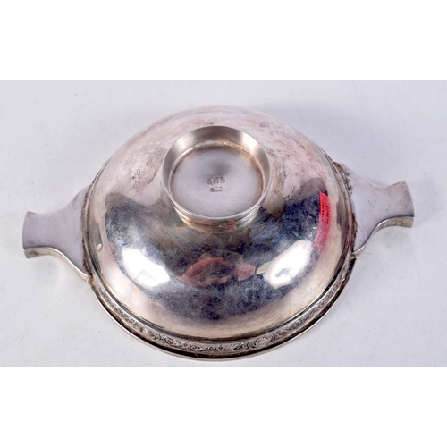 1450 - A 1950S SILVER QUAICH. Edinburgh 1951. 175 grams. 15 cm x 10.5 cm.