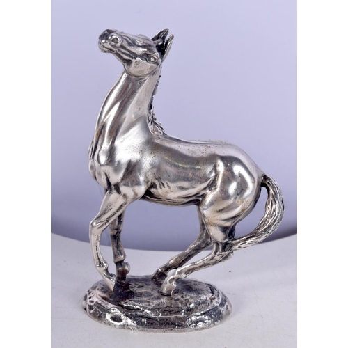 1466 - A HEAVY 1970S SILVER HORSE. London 1975. 618 grams. 12 cm x 7.5 cm.