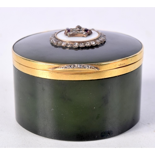 815 - STYLE OF FABERGE GUILLOCHE NEPHRITE JADE TRINKET BOX.  DECORATED WITH A CROWN SURROUNDED BY DIAMONDS... 