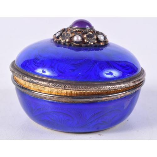 871 - A SILVER GILT AND BLUE ENAMEL BOX AND COVER WITH GEMS MOUNTED TO COVER.  7.2cm x 5.1cm, weight 119.2... 