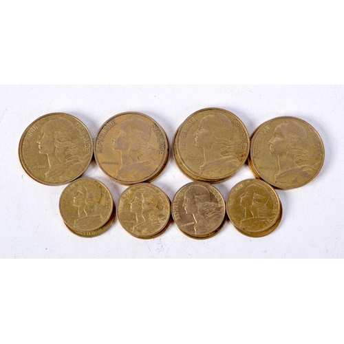 885 - A COLLECTION OF FRENCH COINS (qty)