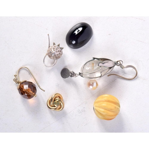 889 - ASSORTED JEWELLERY ITEMS (7)