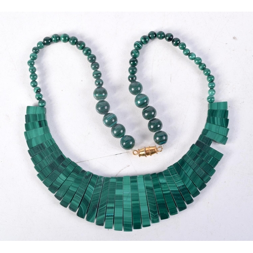 915 - A MALACHITE NECKLACE.  38cm long