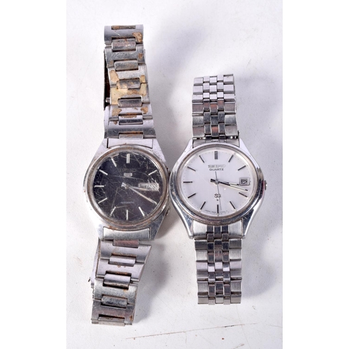 954 - TWO VINTAGE SEIKO WATCHES. 3.75 cm wide. (2)