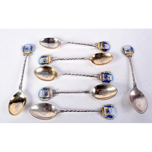 959 - A SET OF UNUSUAL SET OF ART DECO SILVER AND ENAMEL SPOONS. Birmingham 1928 to 1941. 122 grams. 12 cm... 