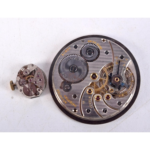 976 - TWO WATCH MOVEMENTS. Largest 4 cm diameter. (2)