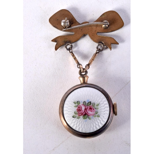 979 - AN ART DECO ENAMELLED FOB WATCH. 5.5 cm x 3 cm.