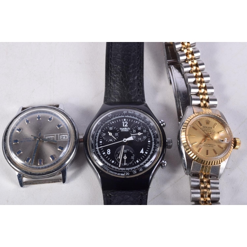 980 - THREE WATCHES. 4 cm wide. (3)