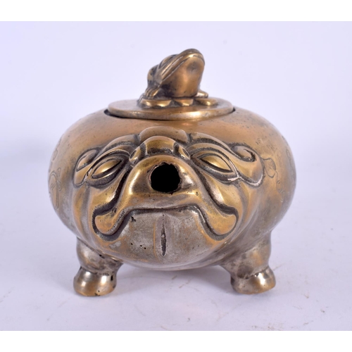 1549 - AN EARLY 20TH CENTURY CHINESE BRONZE BEAST TEAPOT AND COVER Late Qing/Republic, decorated with figur... 