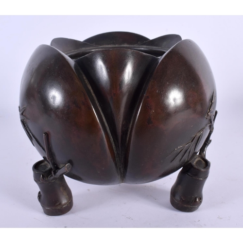 1550 - A 19TH CENTURY JAPANESE MEIJI PERIOD BRONZE CENSER in the form of an open lotus bud. 14 cm x 14 cm.