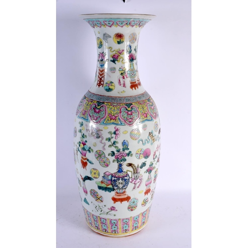 1617 - A LARGE 19TH CENTURY CHINESE FAMILLE ROSE PORCELAIN VASE Qing. 58 cm x 22 cm.