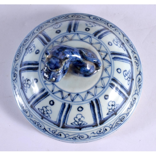 1633 - A LARGE CHINESE BLUE AND WHITE ENAMELLED JAR AND COVER 20th Century. 44 cm x 28 cm.