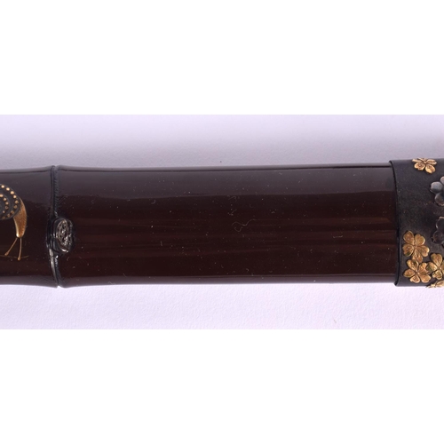 1663 - A FINE 18TH CENTURY JAPANESE EDO PERIOD LACQUER AND MIXED METAL TANTO with silver and gold leaf inla... 