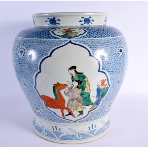 1724 - A LARGE CHINESE BLUE AND WHITE FAMILLE VERTE PORCELAIN VASE 20th Century, painted with figures. 40 c... 