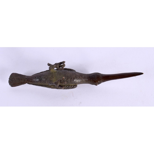 1748 - A JAPANESE BRONZE BIRD OKIMONO. 13.5 cm x 3 cm.