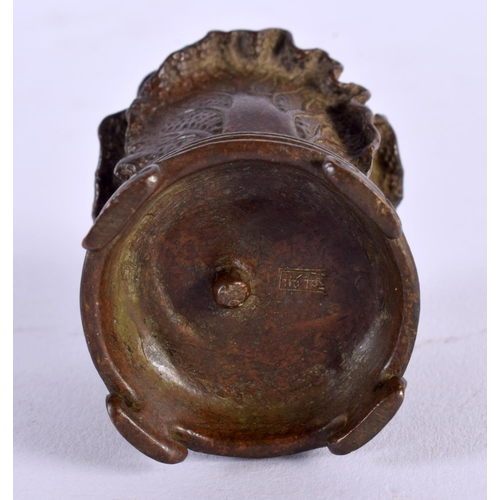 1750 - A JAPANESE BRONZE CENSER. 4.75 cm x 4 cm.