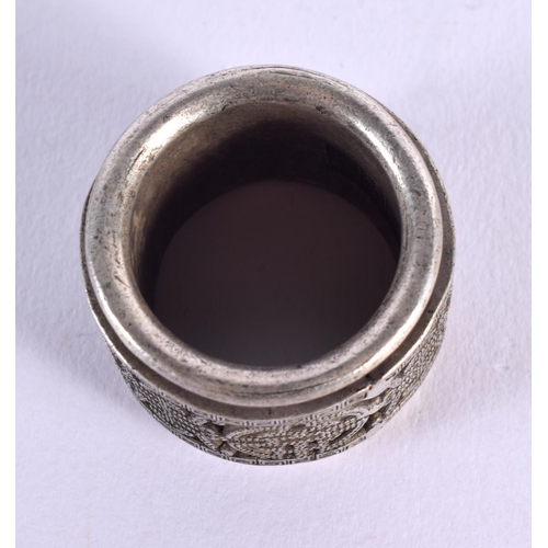 1767 - A CHINESE WHITE METAL ARCHERS RING 20th Century. 36 grams. 3 cm wide.