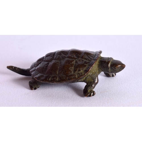 1770 - A JAPANESE BRONZE TORTOISE OKIMONO.  5.5 cm x 3 cm.