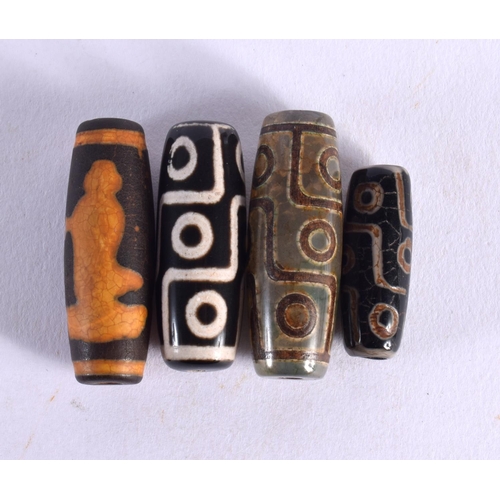 1777 - FOUR CHINESE TIBETAN AGATE BEADS 20th Century. (4)