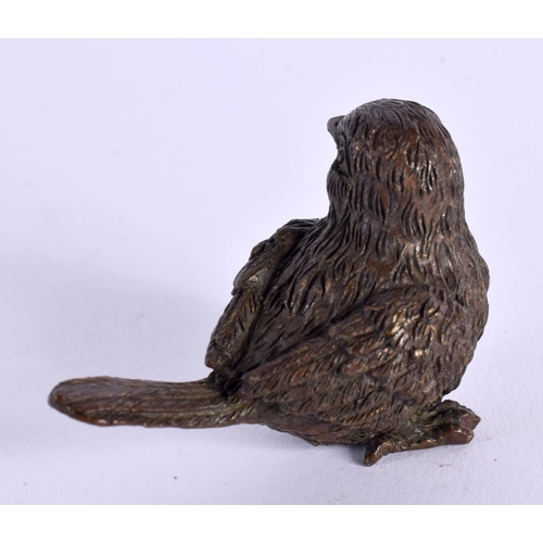 1785 - A JAPANESE BRONZE BIRD OKIMONO. 5 cm x 4 cm.