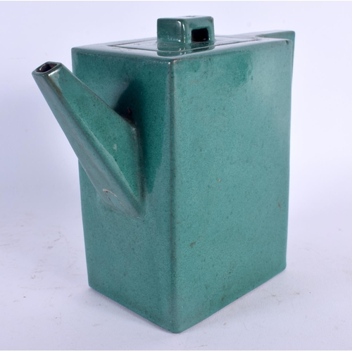 1828 - A RARE LATE 19TH CENTURY CHINESE GREEN ENAMELLED YIXING POTTERY TEAPOT AND COVER Qing. 15 cm x 17 cm... 