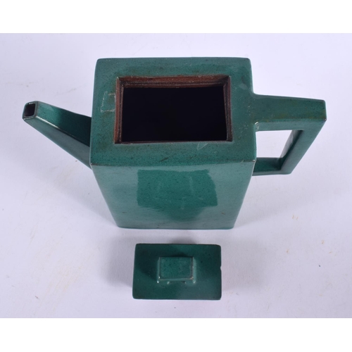 1828 - A RARE LATE 19TH CENTURY CHINESE GREEN ENAMELLED YIXING POTTERY TEAPOT AND COVER Qing. 15 cm x 17 cm... 