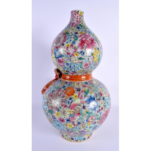 1919 - A LARGE CHINESE MILLIFIORE PORCELAIN DOUBLE GOURD VASE 20th Century. 42 cm x 18 cm.